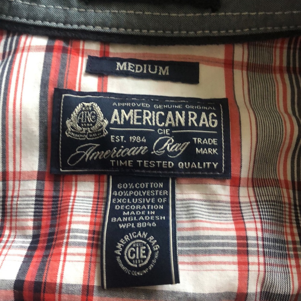 Mens button down - Picture 2 of 2